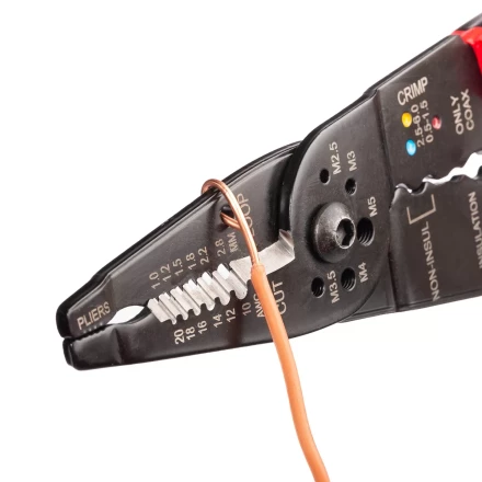 Многофункциональный стриппер КВТ WS-01F для снятия изоляции с проводов 0.5–4.0 мм (101541) купить в Когалыме