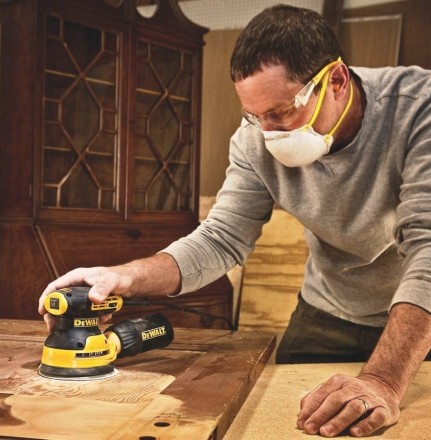 Шлифмашина ЭШМ DeWalt DWE6423 купить в Когалыме