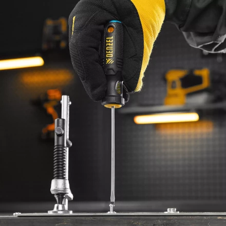 Отвертка, SL3х100 мм, S2, 3к рукоятка Denzel 121907 купить в Когалыме