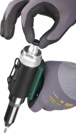 Заклепочник пневматический, KRAFTOOL 31188, корпус из композит материалов, для заклепок из нержав стали, 2,4-3,2-4-4,8мм 31188 купить в Когалыме