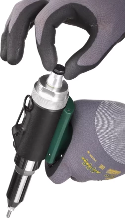 Заклепочник пневматический, KRAFTOOL 31188, корпус из композит материалов, для заклепок из нержав стали, 2,4-3,2-4-4,8мм 31188 купить в Когалыме