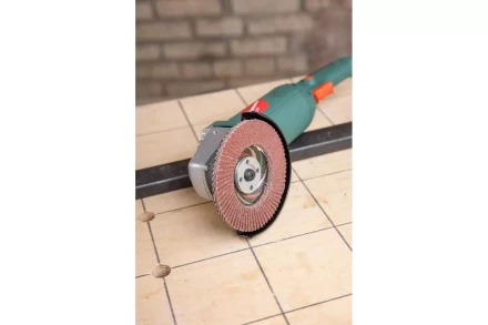 Круг Лепестковый Торцевой (КЛТ) HAMMER КЛТ 1 Ф125х22 Р40 213-016 купить в Когалыме