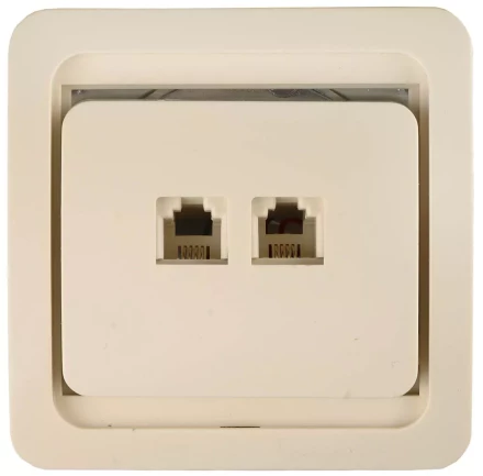 Розетка СВЕТОЗАР "ГАММА" телефонная двойная, цвет бежевый SV-54118-B купить в Когалыме