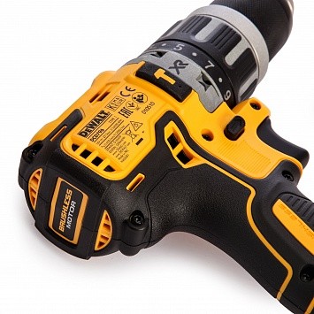 Аккумуляторная дрель DСD 791P2-QW DeWalt купить в Когалыме