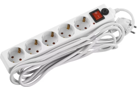 Сетевой фильтр STAYER "MASTER" электрический, 5 гнезд, макс. мощн. 2200 Вт, 3м 55066-3 купить в Когалыме