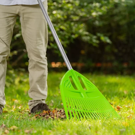 Грабли веерные пластиковые Palisad, 495 х 1680 мм, 23 плоских зуба, алюминиевый черенок, Россия, 61805 купить в Когалыме