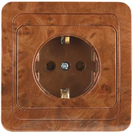 Розетка СВЕТОЗАР "ГАММА" с заземлением, одинарная, цвет орех,16А/~250В SV-54105-N купить в Когалыме