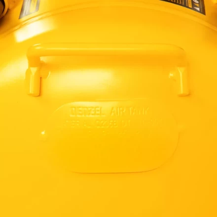 Компрессор безмасляный, малошумный DLS 1800/100,1800 Вт, 3x600, 100 л, 345 л/мин// Denzel 58028 купить в Когалыме