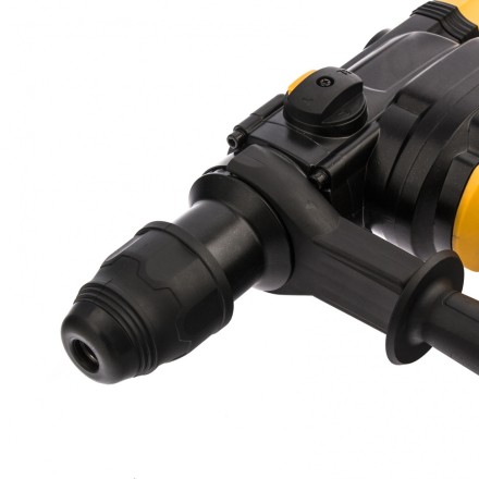 Перфоратор RHV-1050-38 Denzel 26620 купить в Когалыме