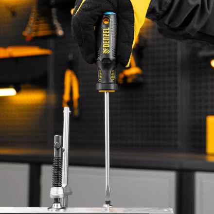 Отвертка, SL6x150 мм, S2, 3к рукоятка Denzel 121997 купить в Когалыме