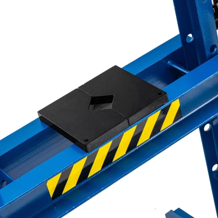 Пресс гидравлический с манометром и педалью Stels 52312, 12 т (комплект из 2 частей) купить в Когалыме