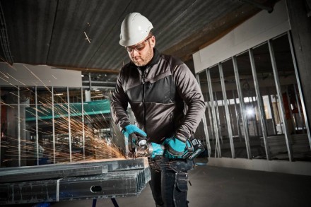 Угловая шлифовальная машина XGT Makita GA013GZ купить в Когалыме