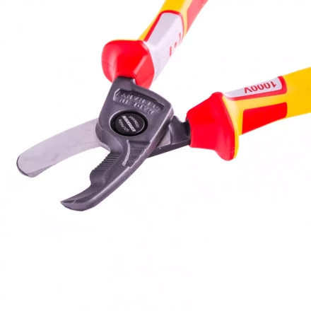 Кабелерез диэлектрические рукоятки до 1000 В трехкомпонентные рукоятки 210 мм Gross 17728 купить в Когалыме