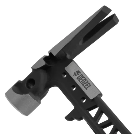 Молоток строительный 450 г, цельнокованый,боек с магнитом, двухкомп. обрезин. рук-ка Denzel 10468 купить в Когалыме