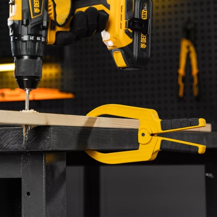 Струбцина клещеобразная Denzel, удлиненная 75 х 110 мм двухкомпонентные рукоятки, 20790 купить в Когалыме