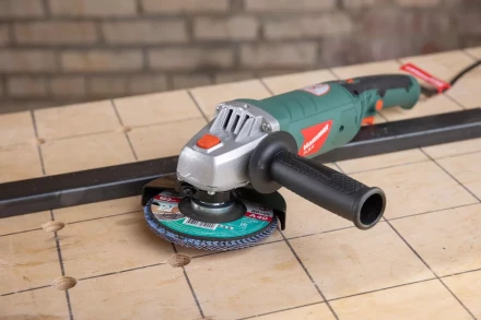 Круг Лепестковый Торцевой (КЛТ) HAMMER КЛТ 1 Ф125х22 Р40 213-007 купить в Когалыме