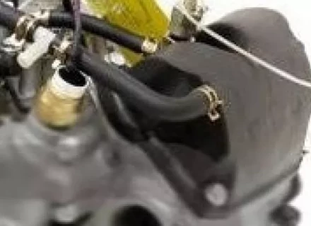 Дизельный двигатель KM2V80G (без глушителя и радиатора) купить в Когалыме