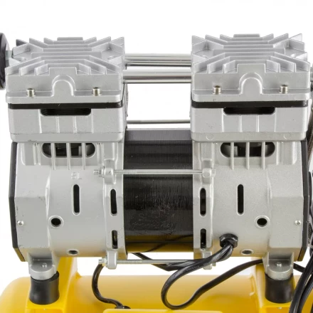 Компрессор безмаслянный Denzel DLS950/24 малошумный 58026 купить в Когалыме