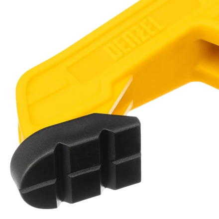 Струбцина клещеобразная Denzel, усиленная 65 х 50 мм, двухкомпонентные рукоятки, 20796 купить в Когалыме