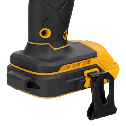 Дрель-шуруповерт аккумуляторная, бесщет.  Denzel 26141 BLDL-18-0 Li-Ion, 18 В купить в Когалыме