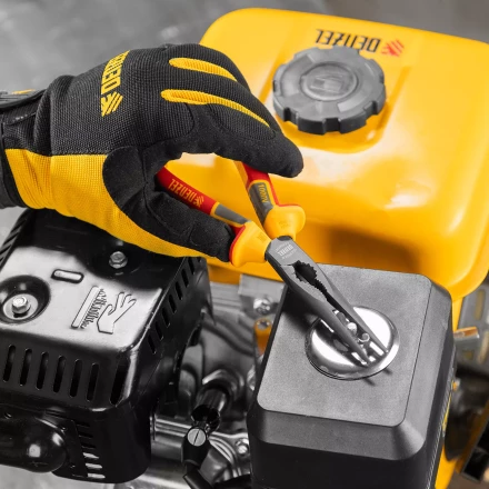 Длинногубцы прямые Denzel 17305, диэлектрические рукоятки до 1000 В, трехкомпонентные рукоятки, 205мм купить в Когалыме