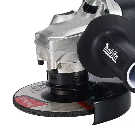 Углошлифовальная машина (болгарка) Makita GA5093X01 1900Вт, 125мм купить в Когалыме