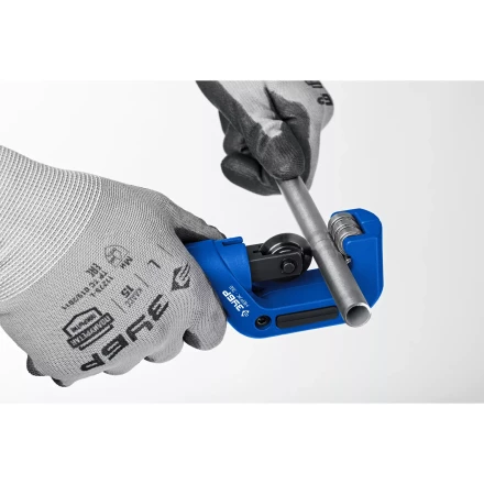 ЗУБР Нерж-32, 4 - 32 мм, на подшипниках, труборез для нержавеющей стали, Профессионал (23832) купить в Когалыме