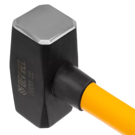 Кувалда 5000 г, кованая, фибергласовая  рукоятка c TPR покрытием, 880 мм Denzel 11024 купить в Когалыме