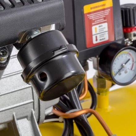 Компрессор воздушный Denzel DKV2200/100 Х-PRO 58079 купить в Когалыме