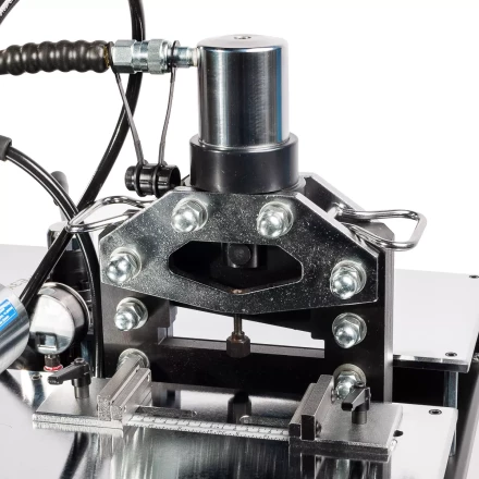 Стол КВТ СШО-150 NEO с комплектом шинообрабатывающего оборудования для шин до 150 мм (85683) купить в Когалыме