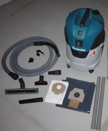 Пылесос промышленный Makita VC2512L купить в Когалыме