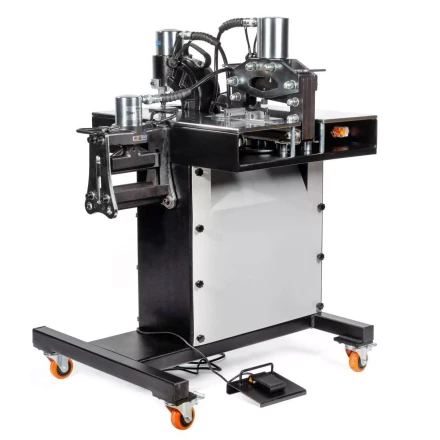 Стол КВТ СШО-200 NEO с комплектом шинообрабатывающего оборудования для шин до 200 мм (85684) купить в Когалыме