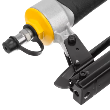 Степлер пневматический Denzel  PS8016 для прямоугольных скоб 21GA от 6 до 16 мм 57400 купить в Когалыме