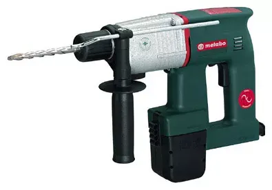 Перфоратор аккумуляторный Metabo ВhEА 14SR+L 14,4В купить в Когалыме