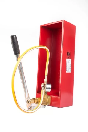 Опрессовочный насос ручной TOR 12 л 5 МПА 1003482 купить в Когалыме