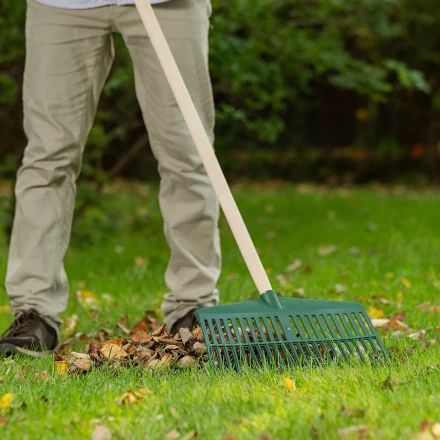 Грабли веерные пластиковые Сибртех, 420 мм, 22 плоских зуба, без черенка, Россия, 617055 купить в Когалыме
