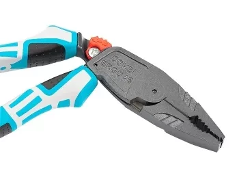 Плоскогубцы с изогнутой головой, комбинированные, трехкомпонентные рукоятки, 200 мм GROSS 16985 купить в Когалыме