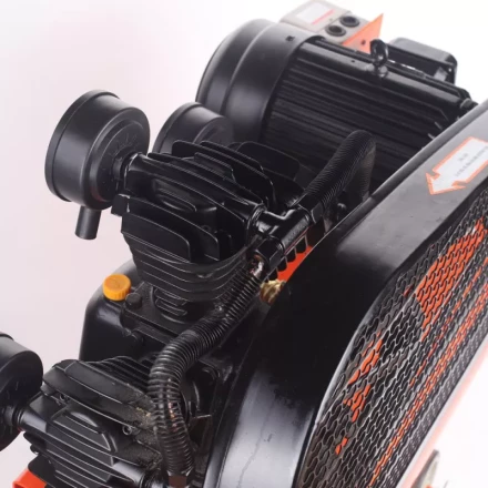 Компрессор масляный поршневой ременной PATRIOT PTR100/670 купить в Когалыме