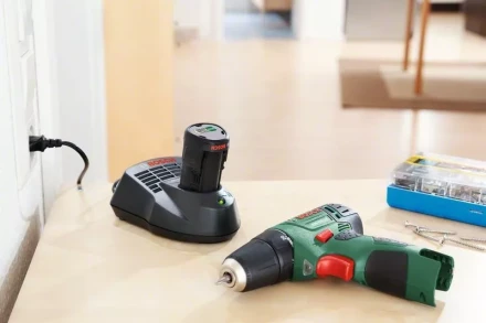 Аккумуляторная дрель BOSCH PSR 10,8 LI-2 (0.603.972.909) купить в Когалыме