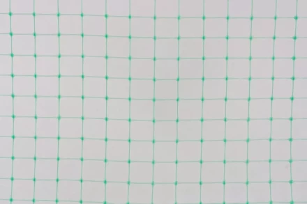 Сетка садовая высокопрочная Palisad 64528 (для птичников, шпалер), 2х20 м, ячейка 20х20 мм купить в Когалыме