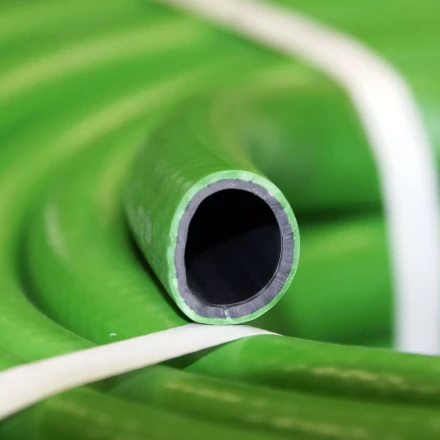 Шланг 3/4 х 25м ВЕДУГА Премиум зелёный 45962 купить в Когалыме