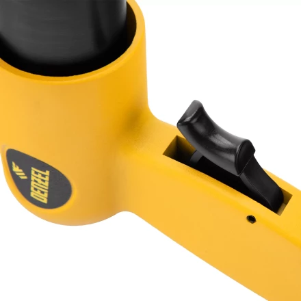 Пневматический молоток Denzel НР4500 + набор насадок, 113 л/мин, 4500 уд/мин 57468 купить в Когалыме