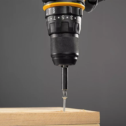 Дрель-шуруповерт сетевая ударная Denzel 26211, ISD-300-13 купить в Когалыме