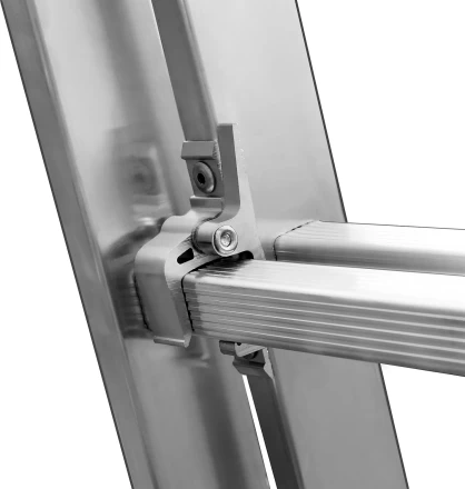 Лестница СИБИН универсальная, трехсекционная со стабилизатором, 7 ступеней 38833-07 купить в Когалыме