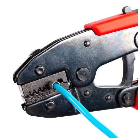 Пресс-клещи КВТ СТВ+9 с 9 матрицами МПК для опрессовки разъемов, втулочных, изолированных и неизолированных наконечников (набор) (89183) купить в Когалыме