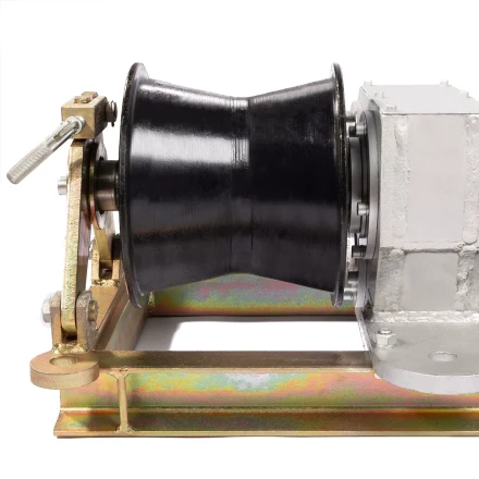 Лебедка тяговая автономная КВТ ЛТА-8 с бензиновым приводом, 8 т (92357) купить в Когалыме