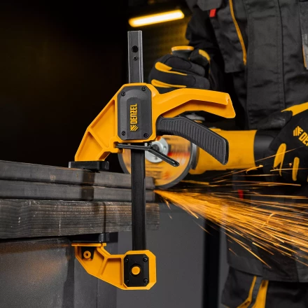 Струбцина F-образная Denzel, быстрозажимная, 150 х 80 мм, усиленный нейлоновый корпус 20505 купить в Когалыме