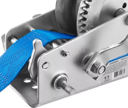 Лебедка ручная барабанная ЗУБР "ПРОФЕССИОНАЛ", тяговая, ленточная, 1,1т, 10м 43115-1.1 купить в Когалыме