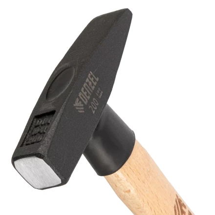 Молоток слесарный, 200 г Denzel, кованый квадратный боек, буковая рукоятка, 10426 купить в Когалыме