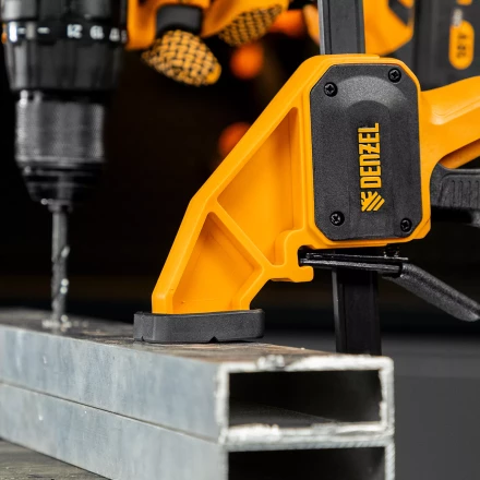 Струбцина F-образная Denzel, быстрозажимная, 300 х 80 мм, усиленный нейлоновый корпус, 20506 купить в Когалыме